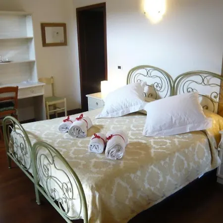 嘉伯利耶拉b&b别墅公寓酒店